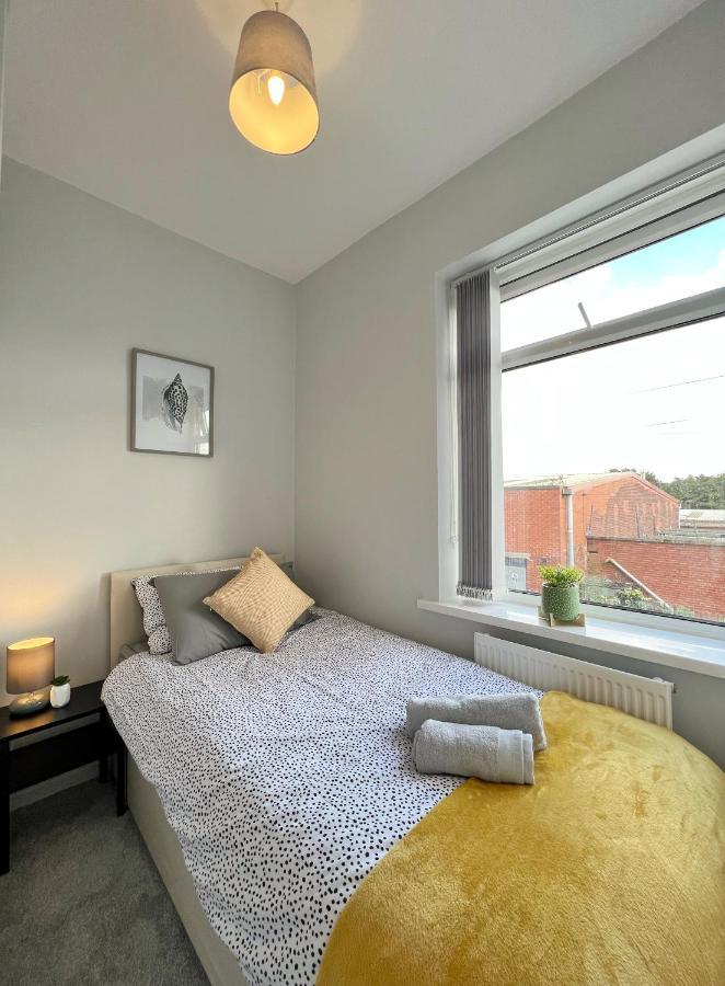 Cheerful 3 Bedroom Home With Netflix And Wi-Fi Мидлтон Экстерьер фото