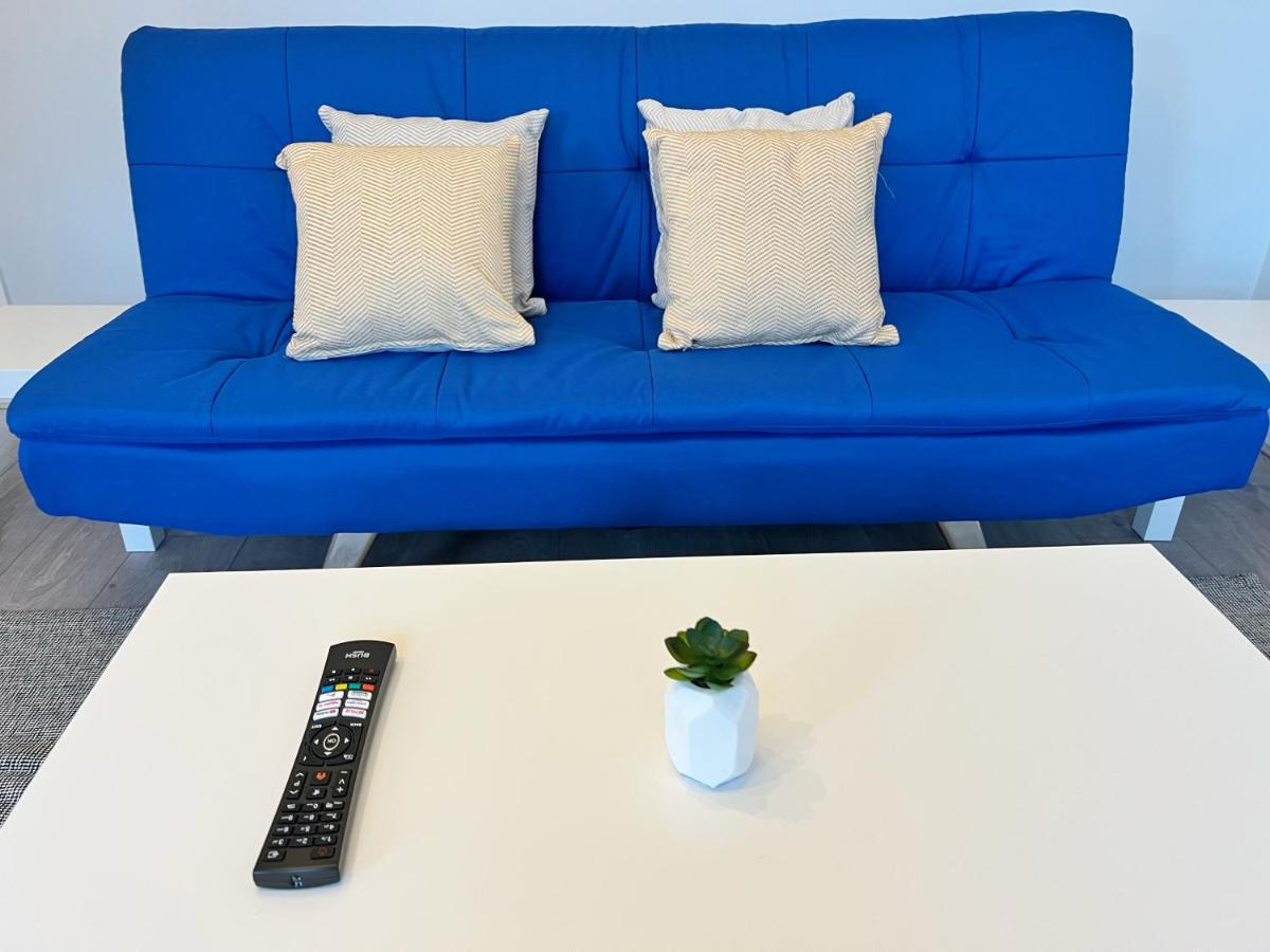 Cheerful 3 Bedroom Home With Netflix And Wi-Fi Мидлтон Экстерьер фото